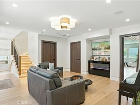 2806 Manhattan, La Crescenta CA 91214