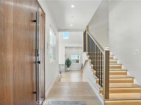 2806 Manhattan, La Crescenta CA 91214