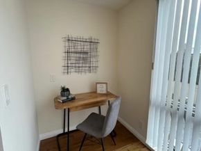 12720 Burbank 114, Valley Village CA 91607