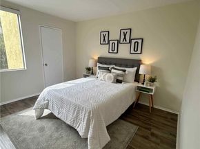 12720 Burbank 114, Valley Village CA 91607