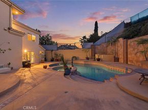 4177 S Cloverdale, Los Angeles CA 90008