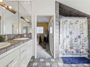 4177 S Cloverdale, Los Angeles CA 90008