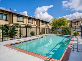8601 Sunland Boulevard 5, Sun Valley CA 91352