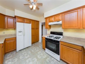 1645 Allen Avenue, Glendale CA 91201