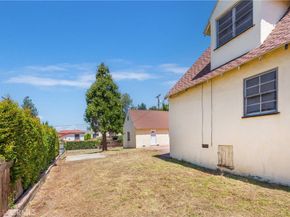 1645 Allen Avenue, Glendale CA 91201