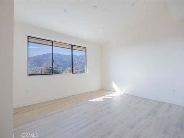2608 Honolulu Avenue 311, Montrose CA 91020