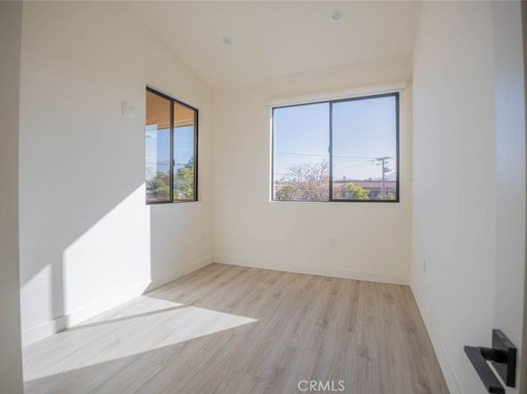 2608 Honolulu Avenue 311, Montrose CA 91020