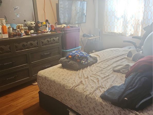 682 E 120th Street, Los Angeles CA 90059