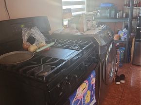 682 E 120th Street, Los Angeles CA 90059