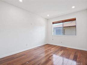 1190 W Calle Del Sol 4, Azusa CA 91702