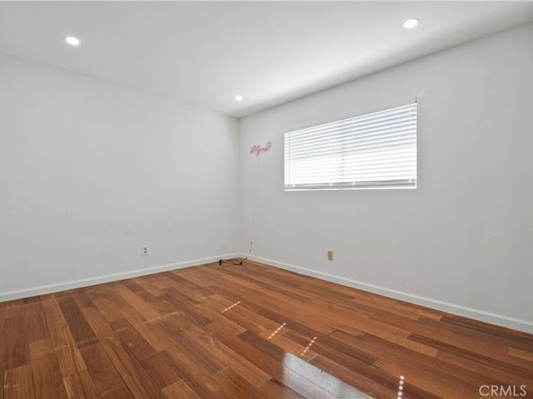 1190 W Calle Del Sol 4, Azusa CA 91702