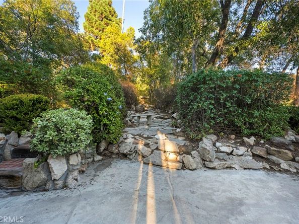 1855 Verdugo Knolls Drive, Glendale CA 91208