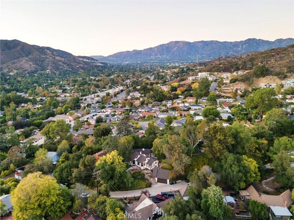 1855 Verdugo Knolls Drive, Glendale CA 91208
