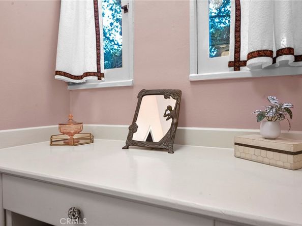 1855 Verdugo Knolls Drive, Glendale CA 91208