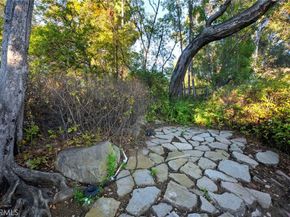 1855 Verdugo Knolls Drive, Glendale CA 91208