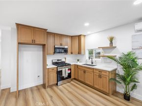 9008 Baring Cross, Los Angeles CA 90044