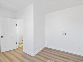 9008 Baring Cross, Los Angeles CA 90044