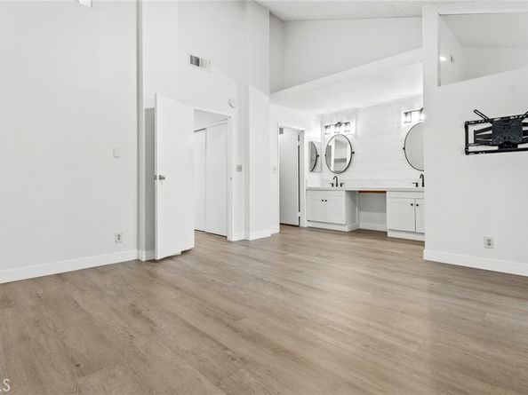 181 W La Verne 5, Pomona CA 91767