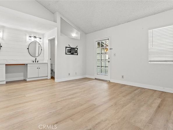 181 W La Verne 5, Pomona CA 91767