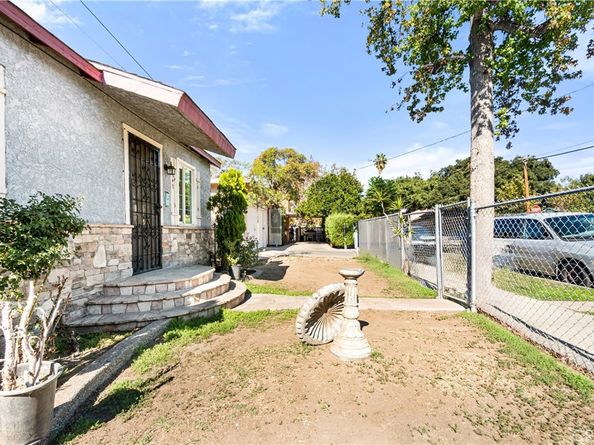 712 W 7th, Pomona CA 91766