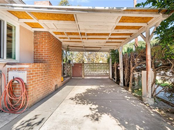 712 W 7th, Pomona CA 91766