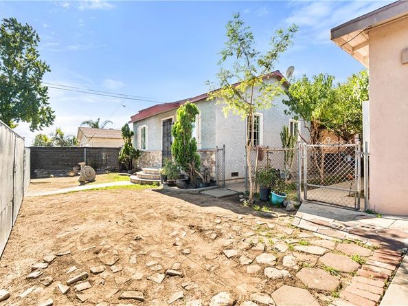 712 W 7th, Pomona CA 91766