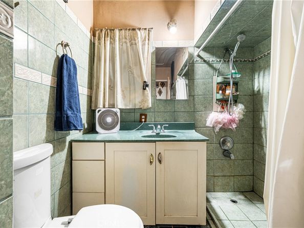 712 W 7th, Pomona CA 91766