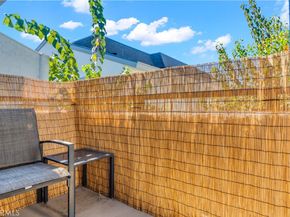 12334 Chandler C, Valley Village CA 91607