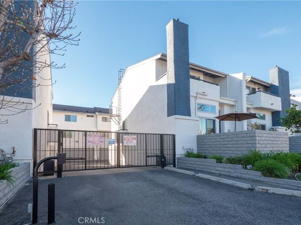 12334 Chandler C, Valley Village CA 91607