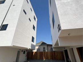 1128 Ardmore, Los Angeles CA 90006