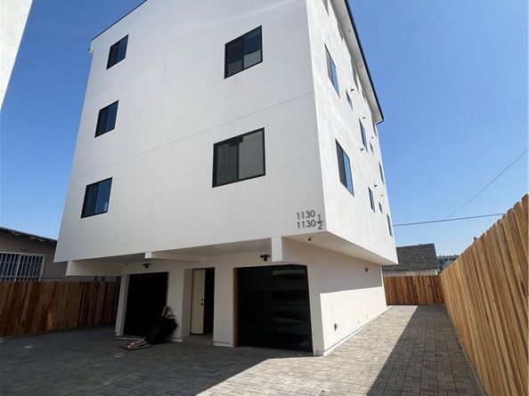 1128 Ardmore, Los Angeles CA 90006