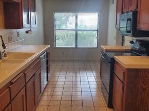 16130 Avenida Venusto 21, San Diego CA 92128