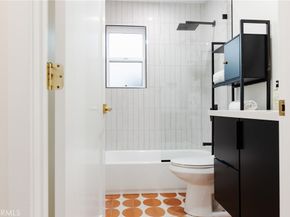 6418 3rd Avenue, Los Angeles CA 90043