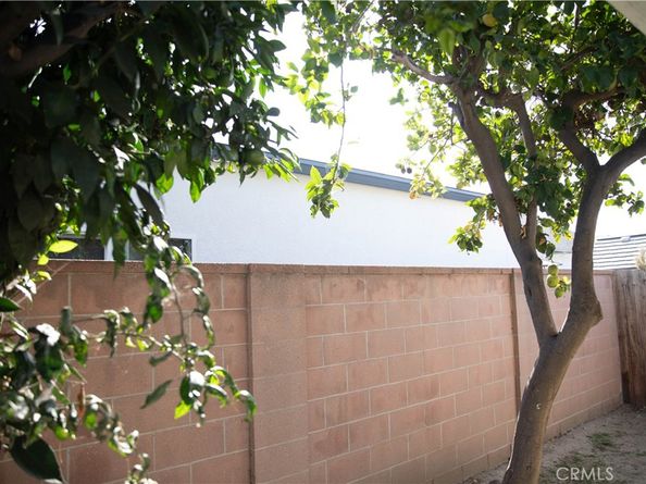 9726 Kauffman Avenue, South Gate CA 91355