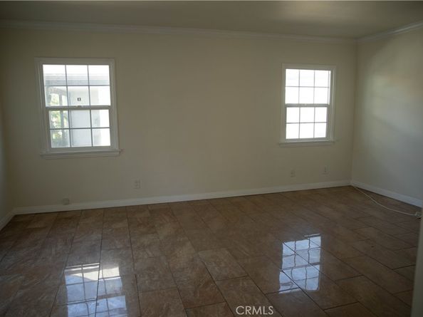 9726 Kauffman Avenue, South Gate CA 91355