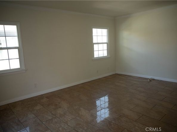 9726 Kauffman Avenue, South Gate CA 91355