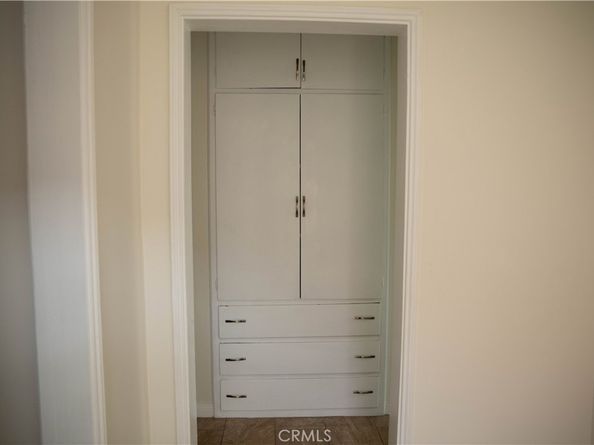 9726 Kauffman Avenue, South Gate CA 91355