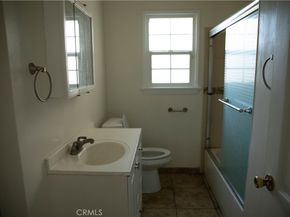 9726 Kauffman Avenue, South Gate CA 91355