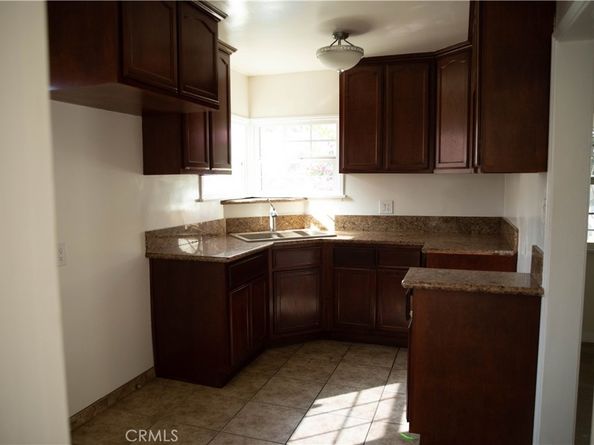 9726 Kauffman Avenue, South Gate CA 91355