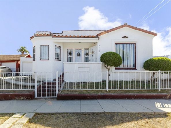 8110 S Halldale Avenue, Los Angeles CA 90047