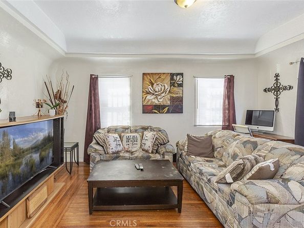 8110 S Halldale Avenue, Los Angeles CA 90047