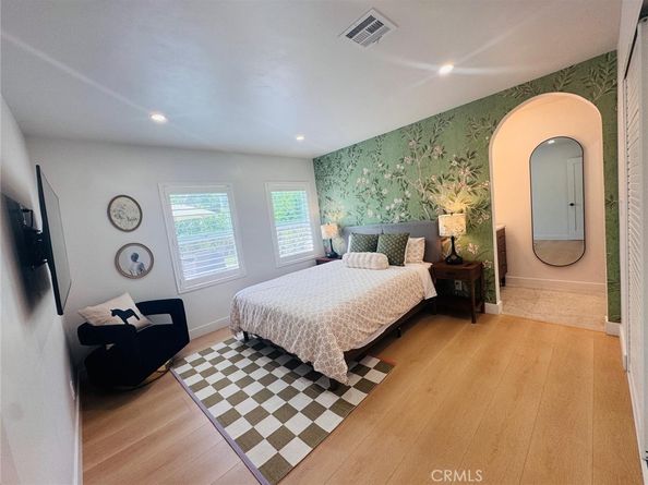 524 S Astell Avenue, West Covina CA 91790