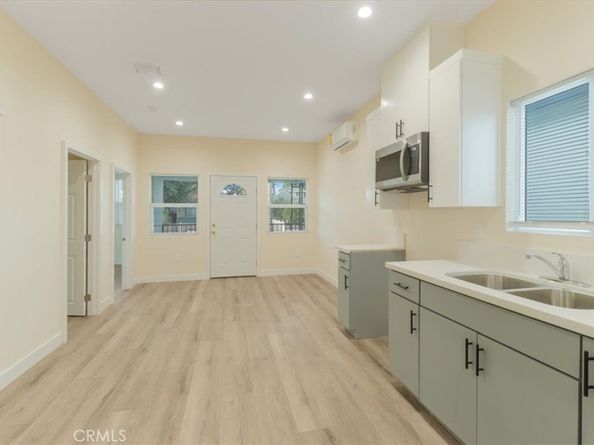 444 E 31st Street, Los Angeles CA 90011