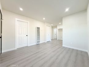 9323 Beach Street, Los Angeles CA 90002