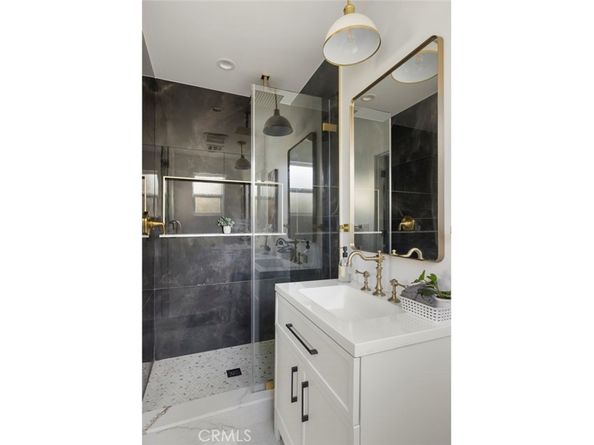 2842 W Avenue 33, Los Angeles CA 90065