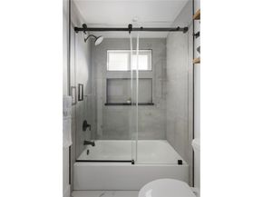 2842 W Avenue 33, Los Angeles CA 90065