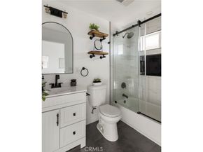 2842 W Avenue 33, Los Angeles CA 90065