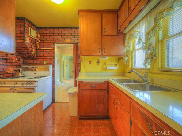 4202 Los Pinos Avenue, San Diego CA 92113