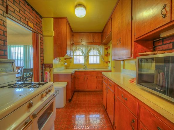 4202 Los Pinos Avenue, San Diego CA 92113