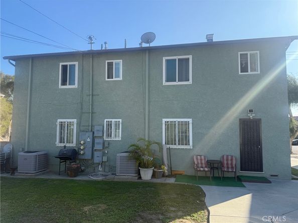 2053 W 104th, Los Angeles CA 90047